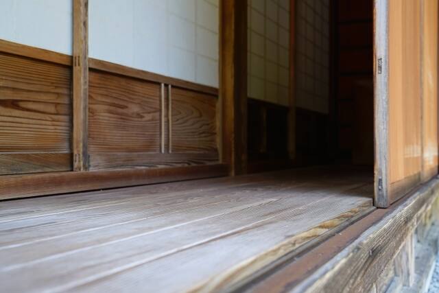 木製雨戸